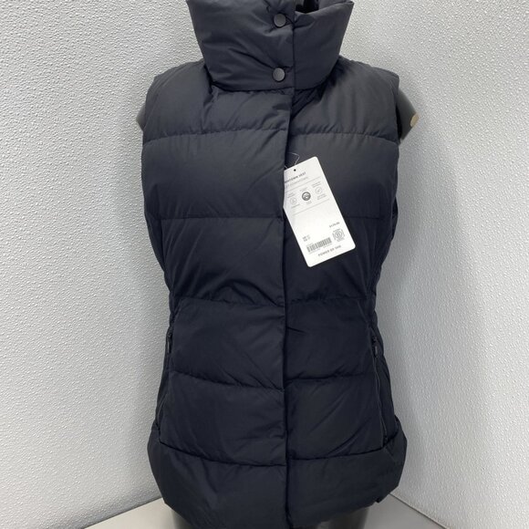 NEW ATHLETA Women’s Downtown Puffer Vest – Black – Size XS  Full Zip Lightweight - Picture 1 of 1